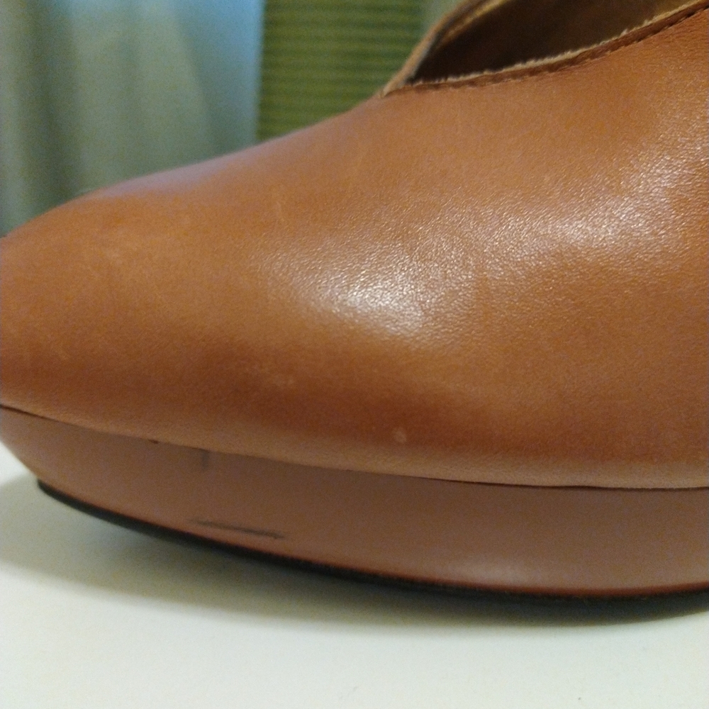 Pumps - Picture 3 of 6